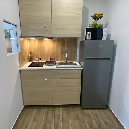 Apartment Tranzit Szallo