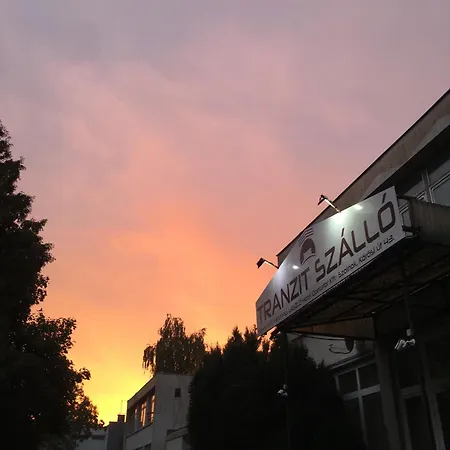 Tranzit Szallo * Szolnok