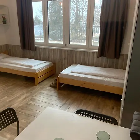 Tranzit Szallo Apartment